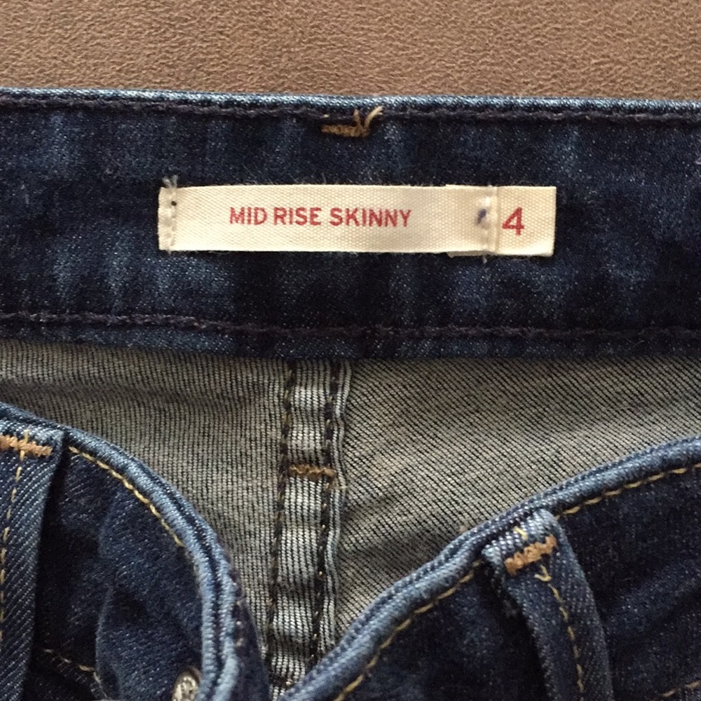 Levi’s - Picture 2 of 3